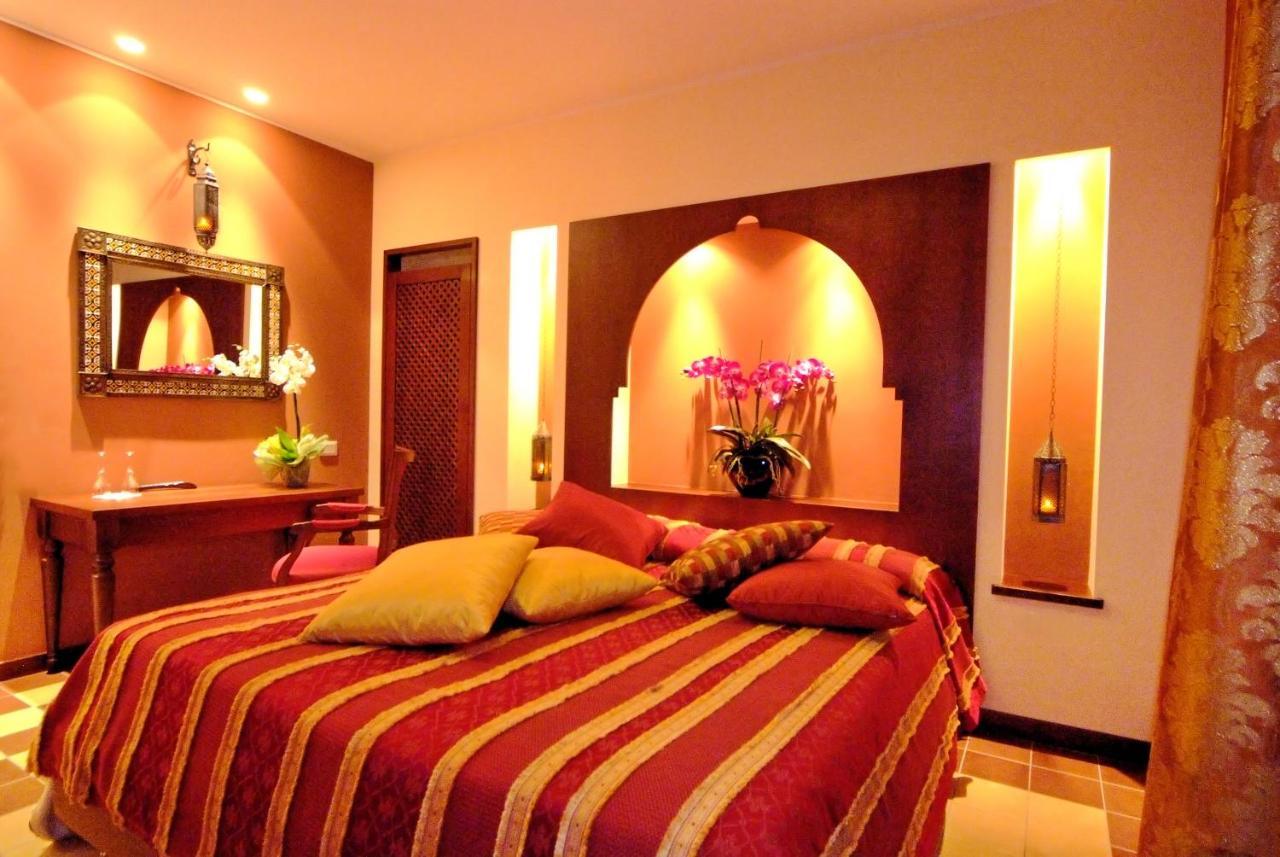 Design Suite Тирано Экстерьер фото