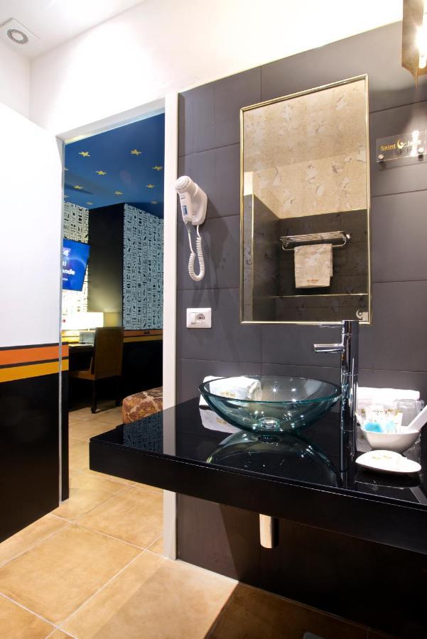 Design Suite Тирано Экстерьер фото