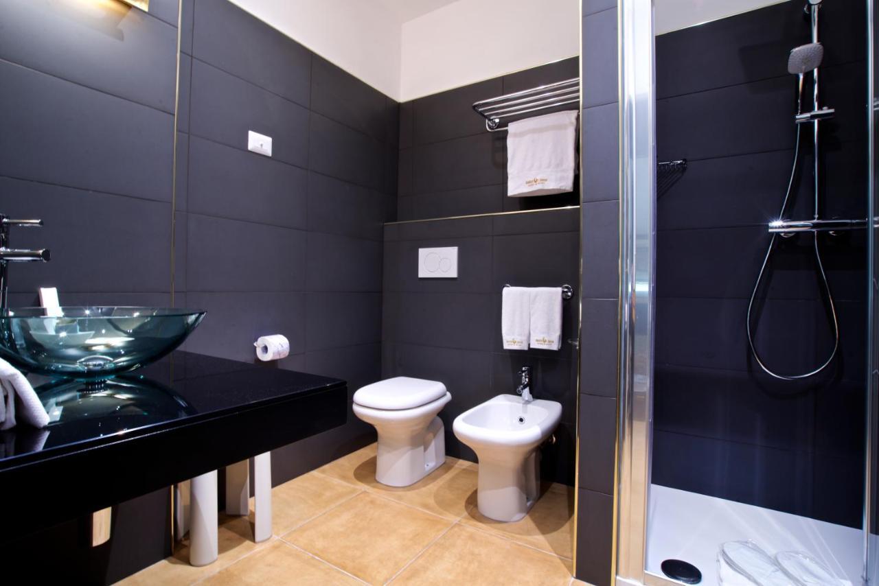 Design Suite Тирано Экстерьер фото