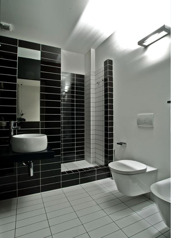 Design Suite Тирано Экстерьер фото