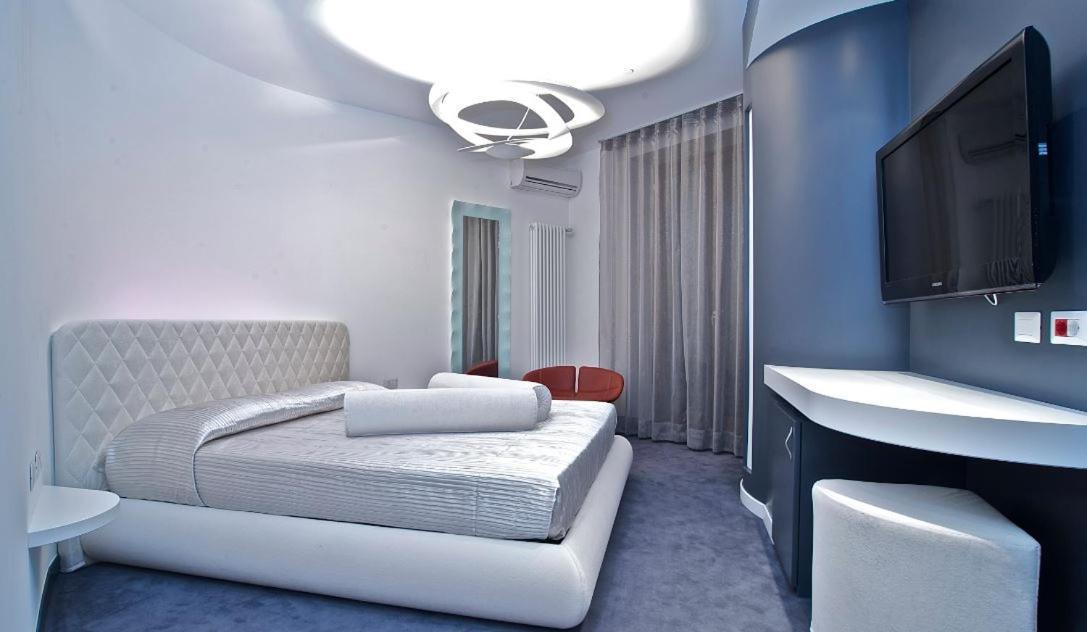 Design Suite Тирано Экстерьер фото